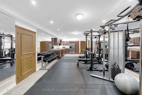 Photo 36 at 27 Dorwood Court, Islington Woods, Vaughan