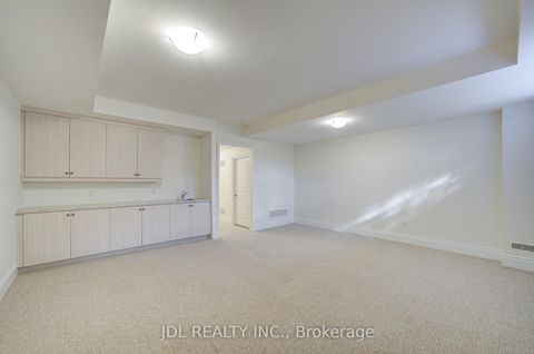 Photo 5 at 94 Carrville Woods Circle, Patterson, Vaughan