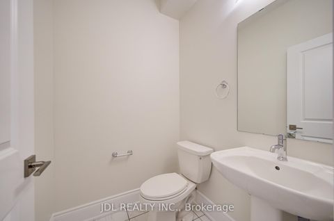 Photo 6 at 94 Carrville Woods Circle, Patterson, Vaughan