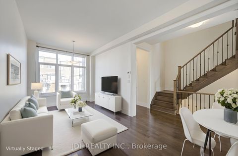 Photo 9 at 94 Carrville Woods Circle, Patterson, Vaughan