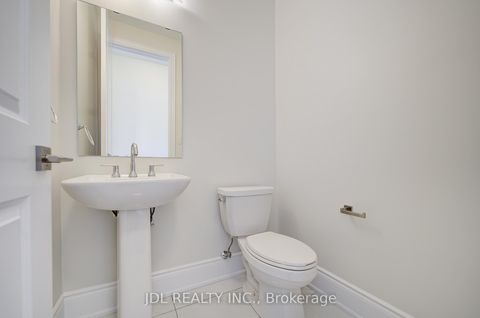 Photo 16 at 94 Carrville Woods Circle, Patterson, Vaughan