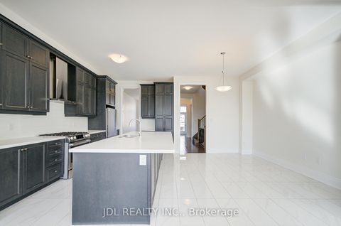 Photo 22 at 94 Carrville Woods Circle, Patterson, Vaughan