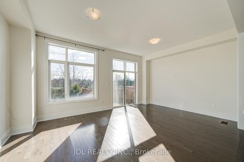 Photo 25 at 94 Carrville Woods Circle, Patterson, Vaughan