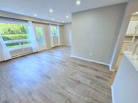 Photo 4 at 22 - 341 Military Trail, Morningside, Toronto