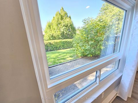 Photo 9 at 22 - 341 Military Trail, Morningside, Toronto