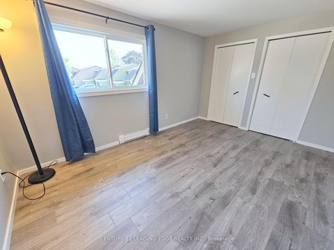 Photo 16 at 22 - 341 Military Trail, Morningside, Toronto