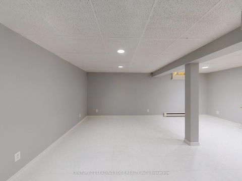 Photo 32 at 22 - 341 Military Trail, Morningside, Toronto