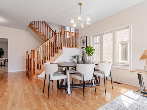 Photo 4 at 11 - 700 Summeridge Drive, Patterson, Vaughan