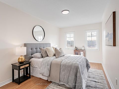 Photo 27 at 11 - 700 Summeridge Drive, Patterson, Vaughan