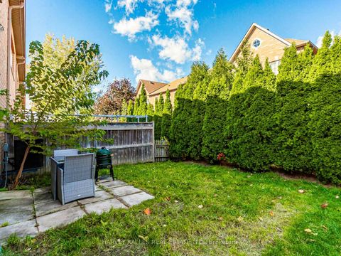 Photo 31 at 11 - 700 Summeridge Drive, Patterson, Vaughan
