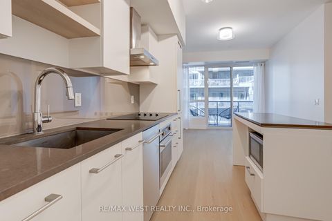 Photo 6 at 431 - 1030 King Street W, Niagara, Toronto