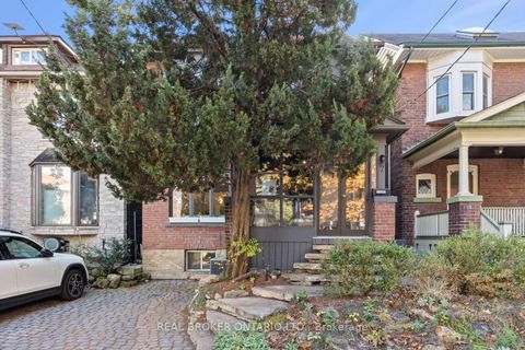 Photo 1 at 7 Juniper Avenue, The Beaches, Toronto