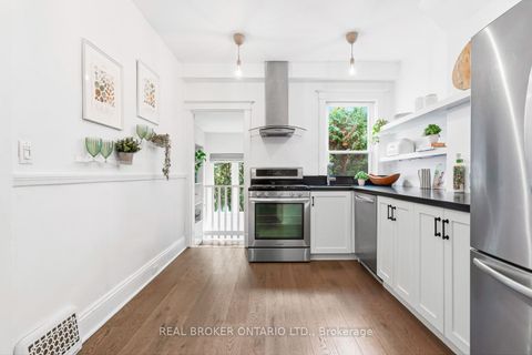 Photo 8 at 7 Juniper Avenue, The Beaches, Toronto