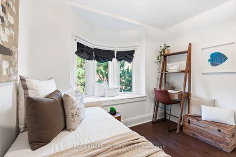 Photo 17 at 7 Juniper Avenue, The Beaches, Toronto