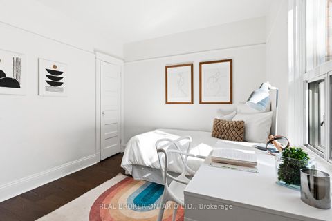 Photo 19 at 7 Juniper Avenue, The Beaches, Toronto