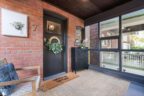 Photo 31 at 7 Juniper Avenue, The Beaches, Toronto