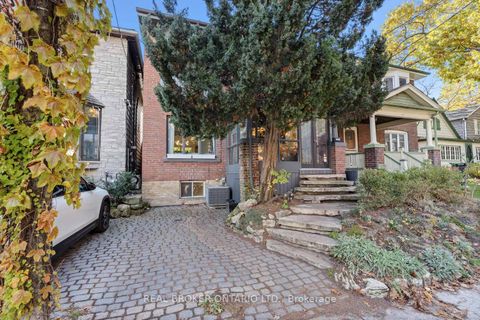 Photo 38 at 7 Juniper Avenue, The Beaches, Toronto