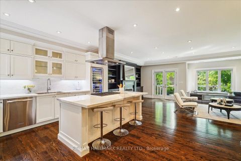 Photo 8 at 135 Glenvale Boulevard, Leaside, Toronto