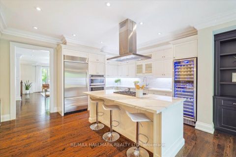 Photo 10 at 135 Glenvale Boulevard, Leaside, Toronto