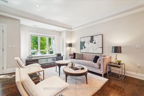 Photo 12 at 135 Glenvale Boulevard, Leaside, Toronto