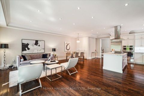 Photo 15 at 135 Glenvale Boulevard, Leaside, Toronto