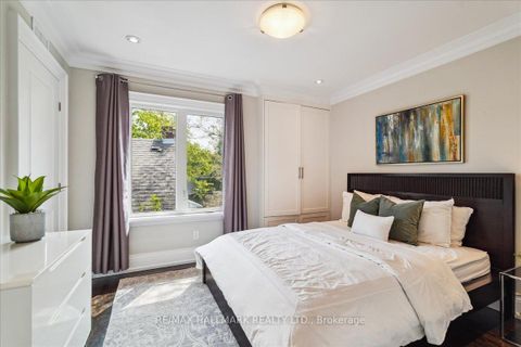 Photo 24 at 135 Glenvale Boulevard, Leaside, Toronto