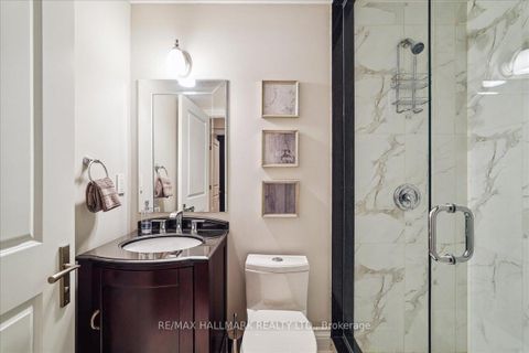 Photo 33 at 135 Glenvale Boulevard, Leaside, Toronto