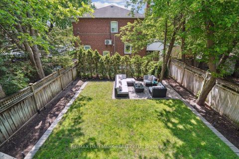 Photo 36 at 135 Glenvale Boulevard, Leaside, Toronto