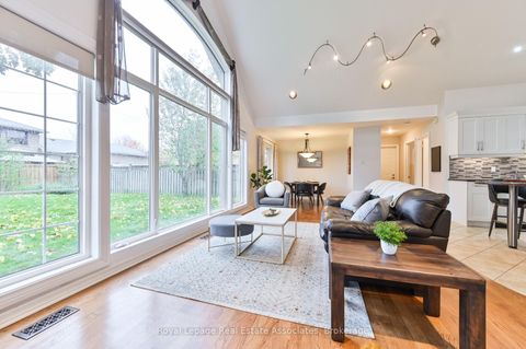 Photo 7 at 39 Shipley Road, Richview, Toronto