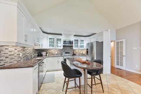 Photo 10 at 39 Shipley Road, Richview, Toronto