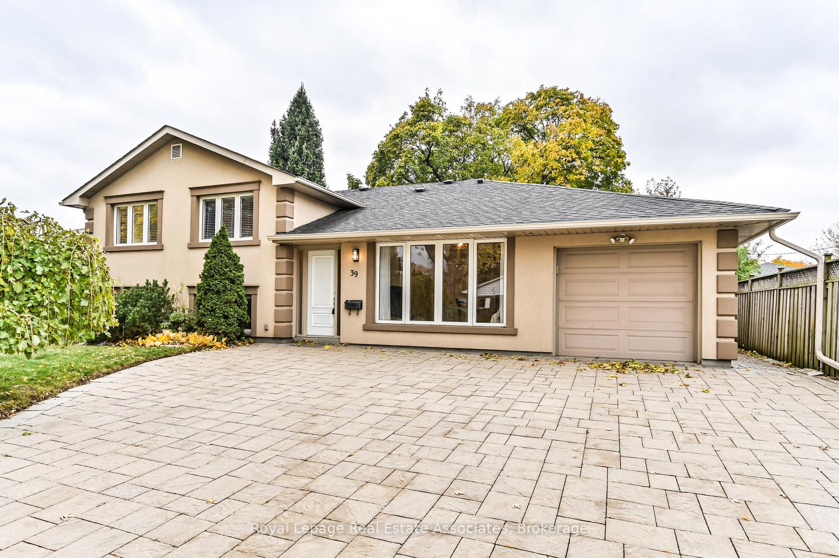 39 Shipley Road, Richview, Toronto 