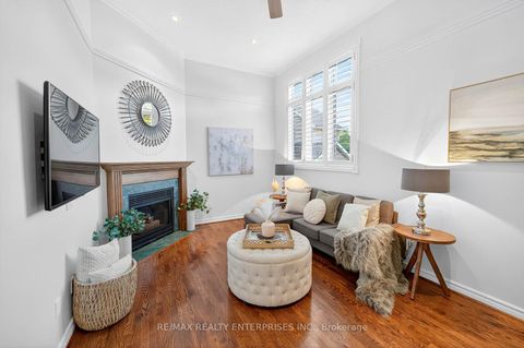 Photo 13 at 336 Oakridge Court, RO River Oaks, Oakville