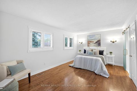 Photo 14 at 336 Oakridge Court, RO River Oaks, Oakville