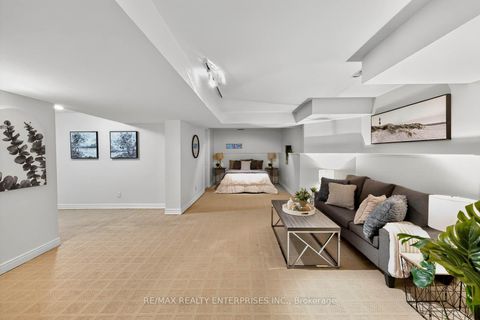 Photo 25 at 336 Oakridge Court, RO River Oaks, Oakville