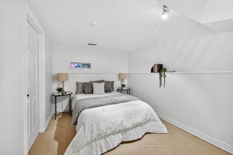 Photo 26 at 336 Oakridge Court, RO River Oaks, Oakville