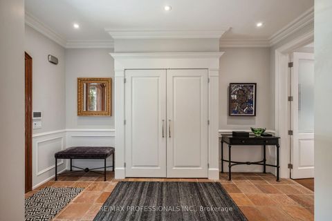 Photo 4 at 80 Kingsway Crescent, Kingsway South, Toronto