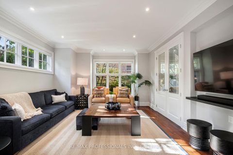 Photo 17 at 80 Kingsway Crescent, Kingsway South, Toronto