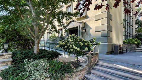 Photo 4 at 605 - 80 Charles Street E, Yonge Corridor, Toronto