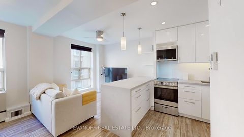 Photo 17 at 605 - 80 Charles Street E, Yonge Corridor, Toronto