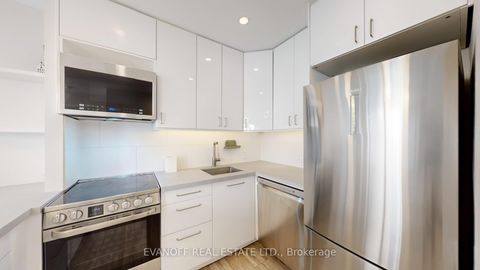 Photo 19 at 605 - 80 Charles Street E, Yonge Corridor, Toronto