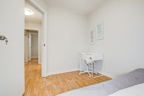 Photo 28 at 34 Patricia Avenue, Newtonbrook West, Toronto