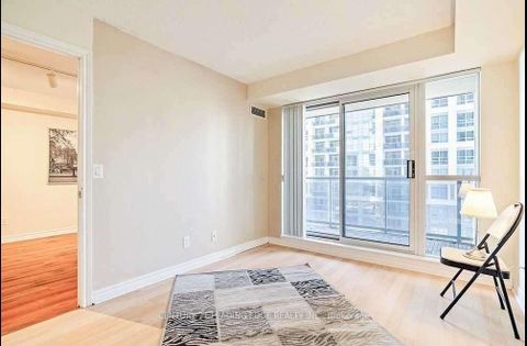 Photo 6 at 505 - 5 Michael Power Place, City Centre West, Toronto