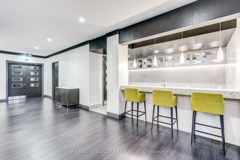 Photo 36 at 1505 - 3700 Highway 7 Road, Vaughan Corporate Centre, Vaughan