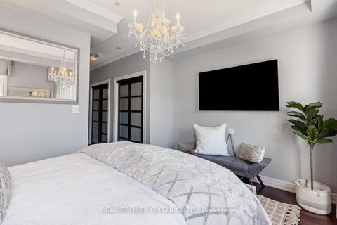 Photo 10 at 51 St Paul Street, Moss Park, Toronto