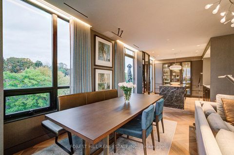 Photo 2 at 706 - 377 Madison Avenue, Casa Loma, Toronto