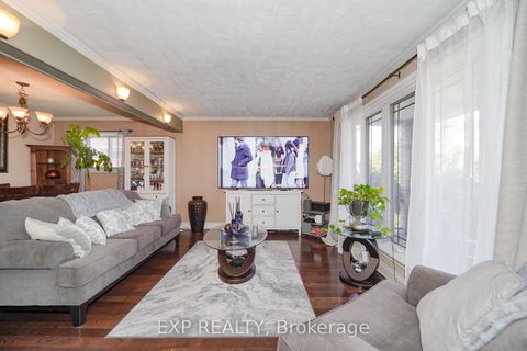 Photo 8 at 11 Bucannan Road, Maryvale, Toronto