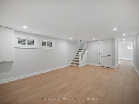 Photo 22 at 24 Appledale Road, Rosethorn, Toronto