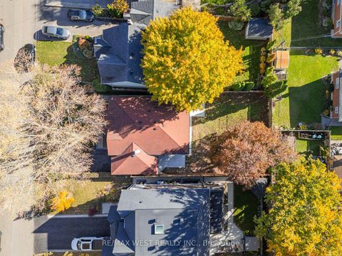 Photo 40 at 24 Appledale Road, Rosethorn, Toronto