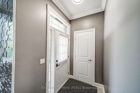 Photo 3 at 41 Poetry Drive, Vellore Village, Vaughan