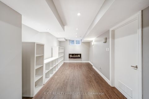 Photo 39 at 41 Poetry Drive, Vellore Village, Vaughan